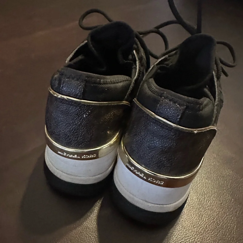 Michael Kors sneakers